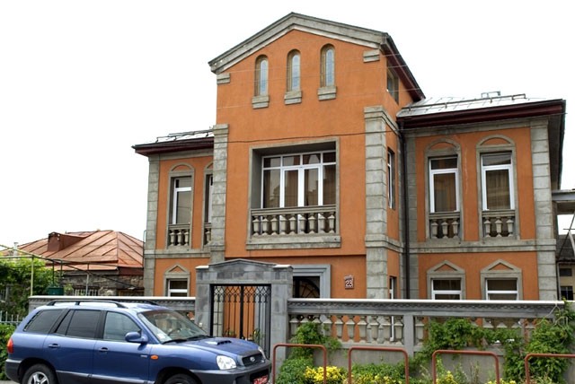 Villa Ayghedzor