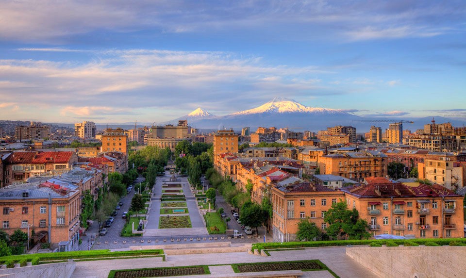 Ереван и гора Арарат