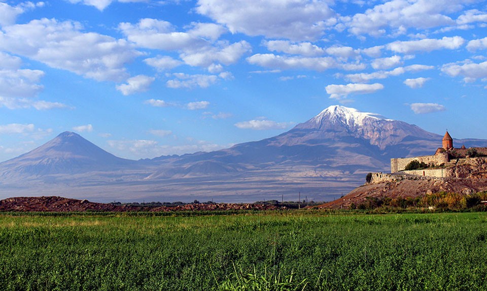 Хор Вирап и гора Арарат