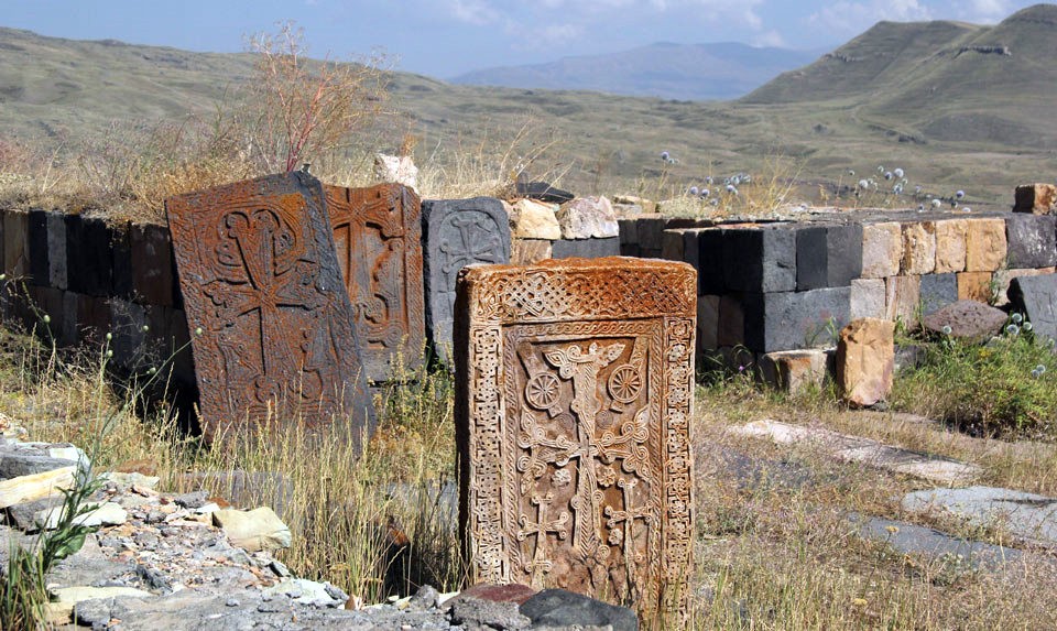 Tanahat Monastery