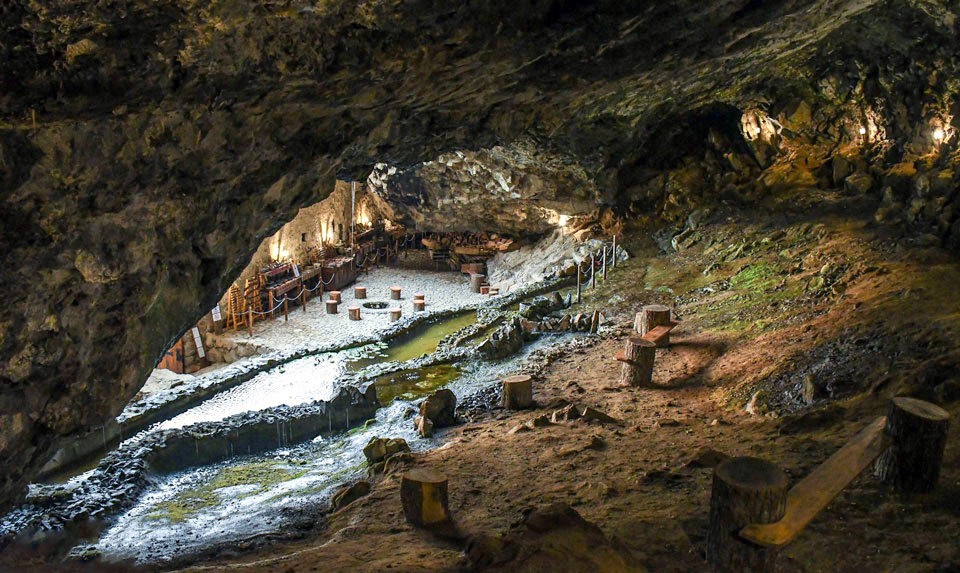 Пещерно-крепостной комплекс “Зарни-Парни”