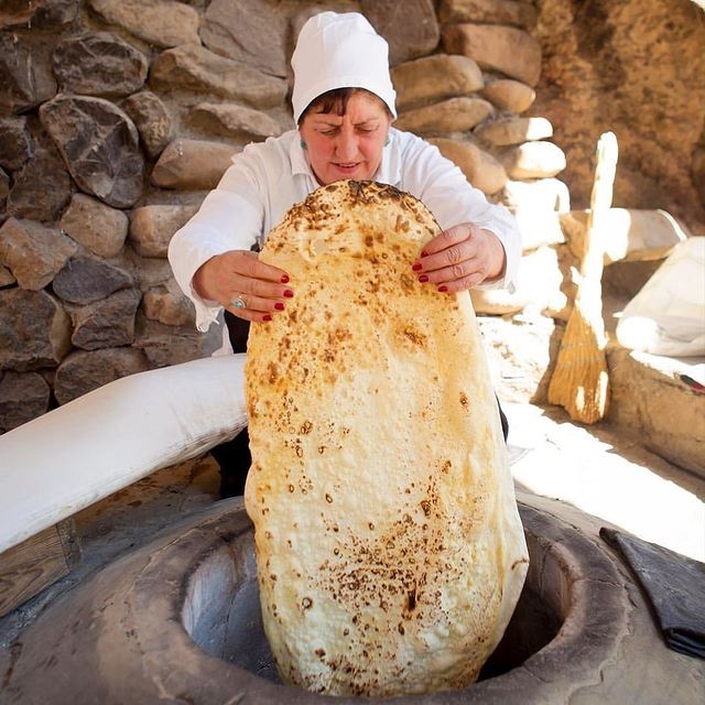 Armenian Bread Lavash | Phoenix Tour Armenia